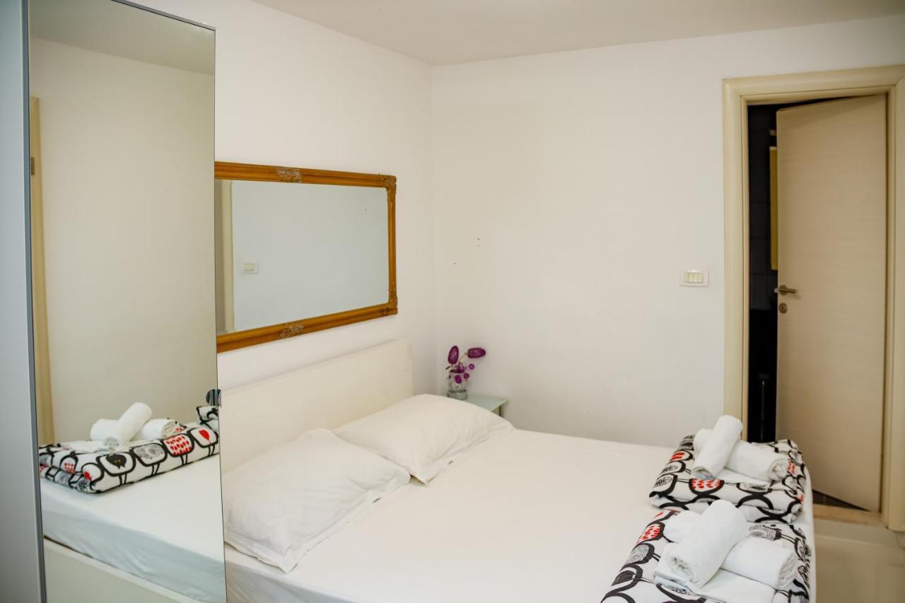 Studio Apartman Hotel Split Buitenkant foto