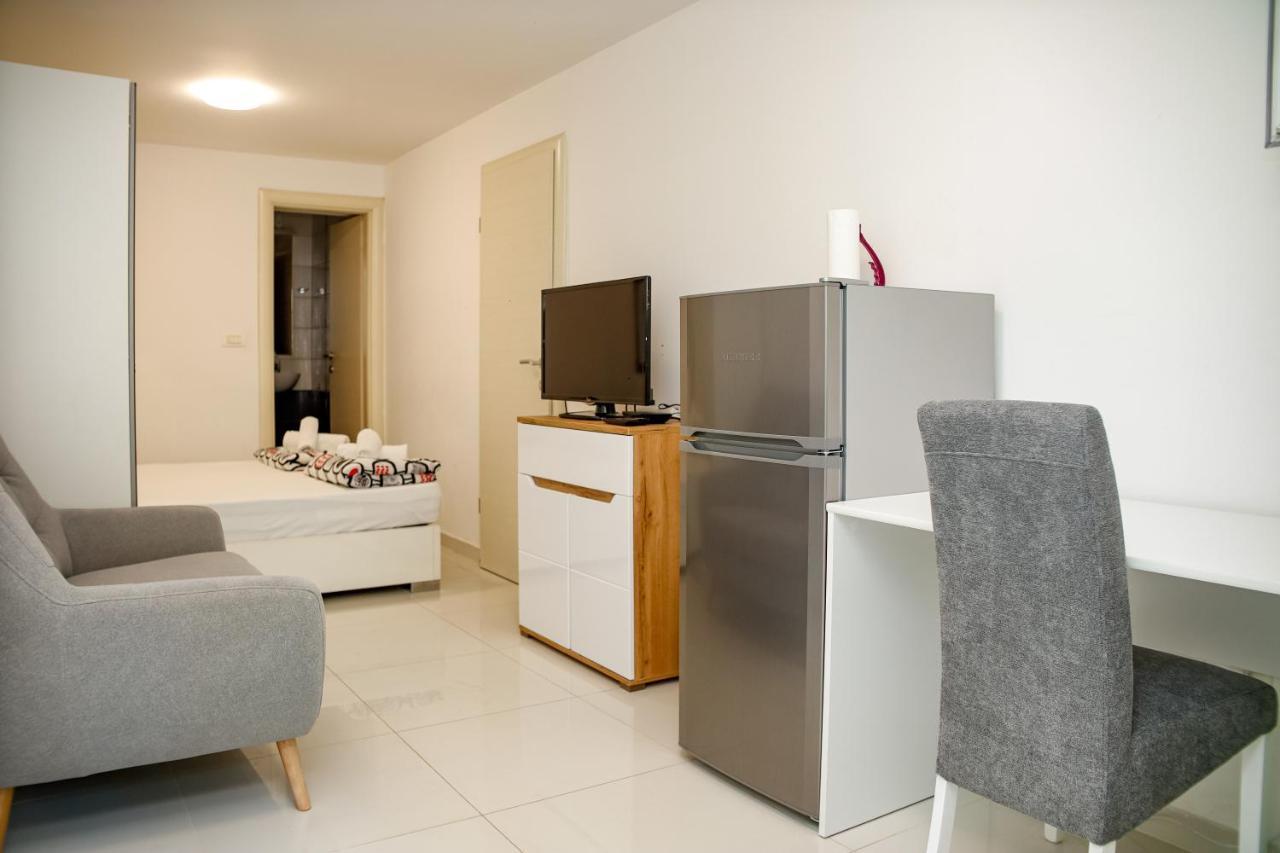 Studio Apartman Hotel Split Buitenkant foto